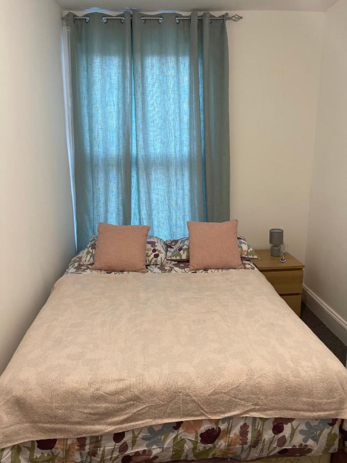 Private 6 Bristol