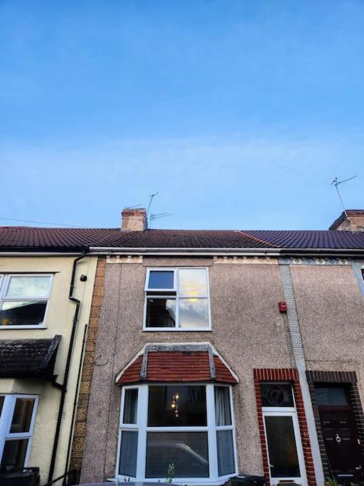House Near Restaurants, Park And Pubs, Perfect For Pets! * Bristol