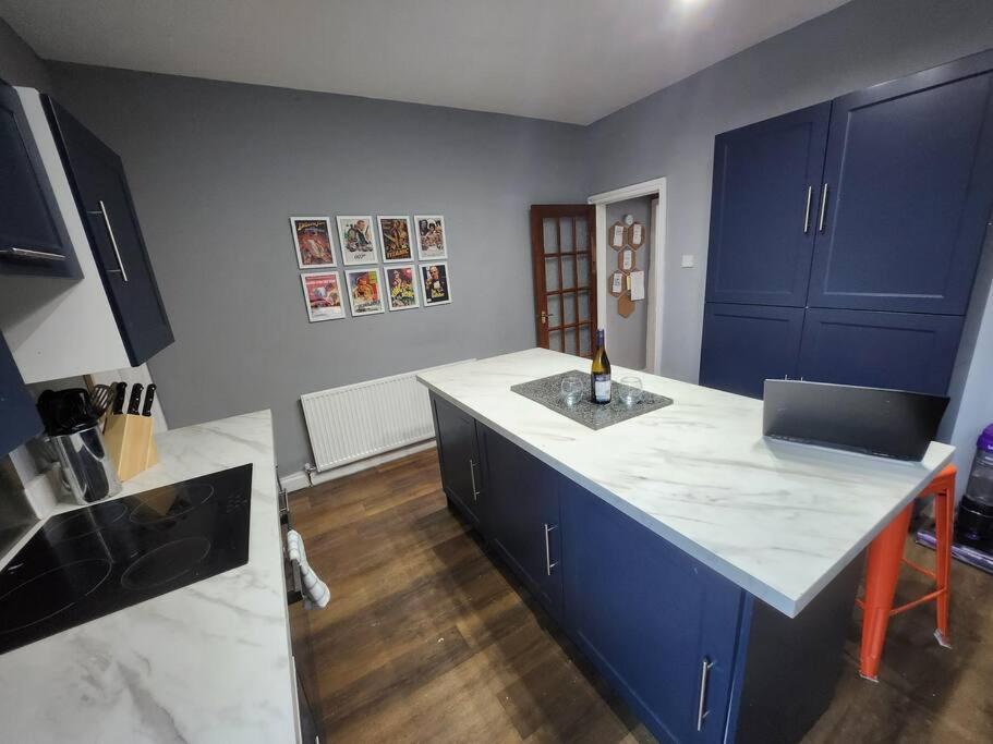 House Near Restaurants, Park And Pubs, Perfect For Pets! Bristol