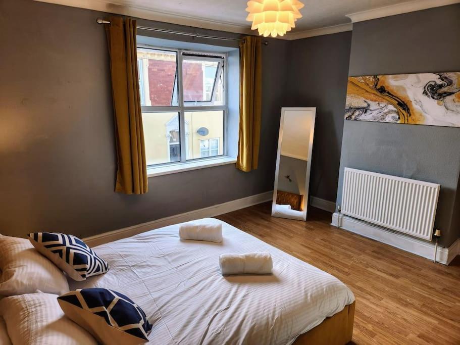 Holiday home House Near Restaurants, Park And Pubs, Perfect For Pets! Bristol