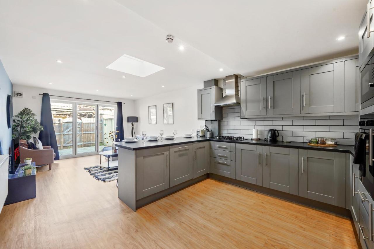 Boutique Abode - Sleeps 6-parking &garden