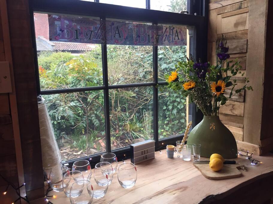 The Coach House In The Heart Of Bishopston Apartment