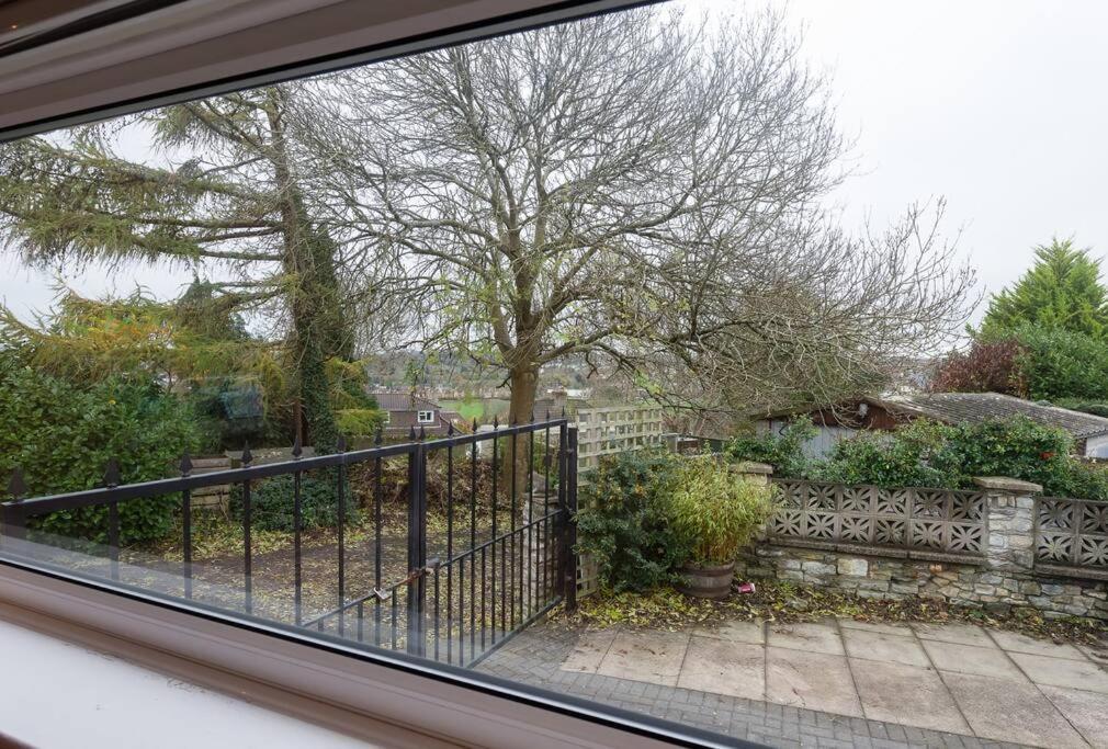 Self-catering Studio+kitchen+parking *
