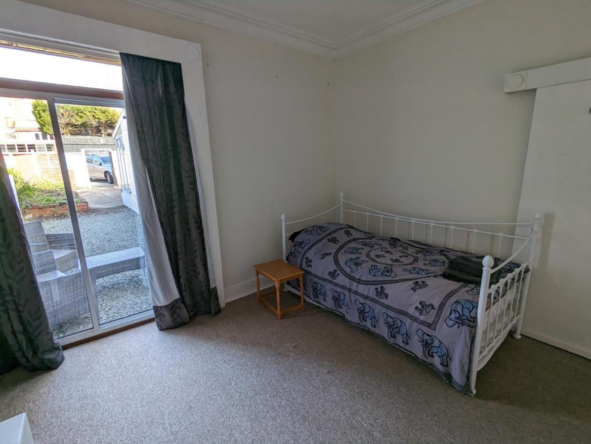 Holiday home 5 Bed Terraced Family + Parking