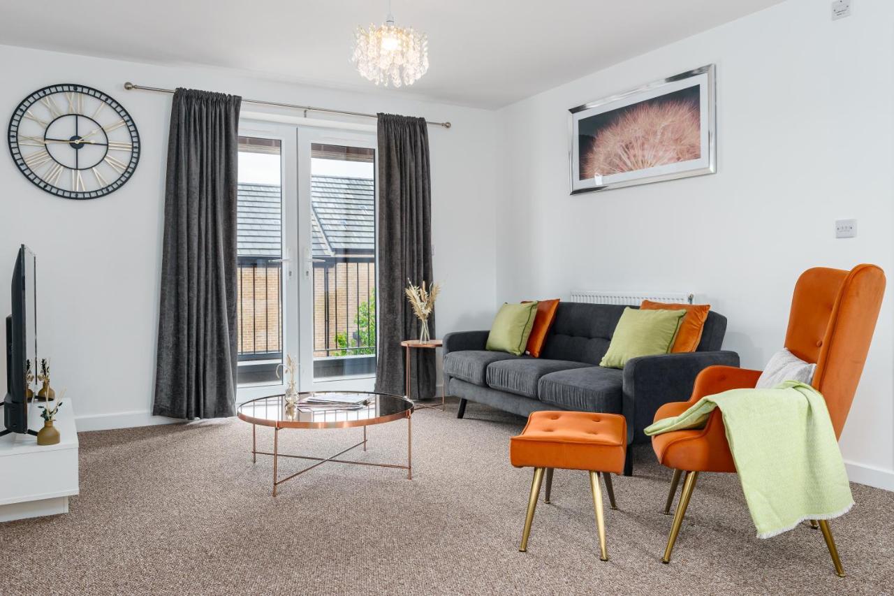 Fortified Luxury With Balcony And Free Parking *