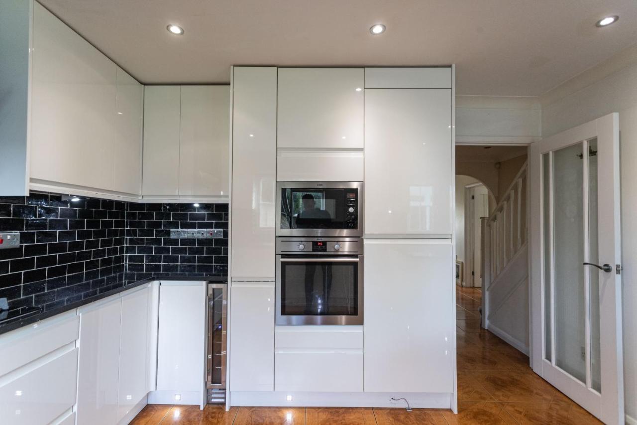 Holiday home October Disc - Long - Contractors
