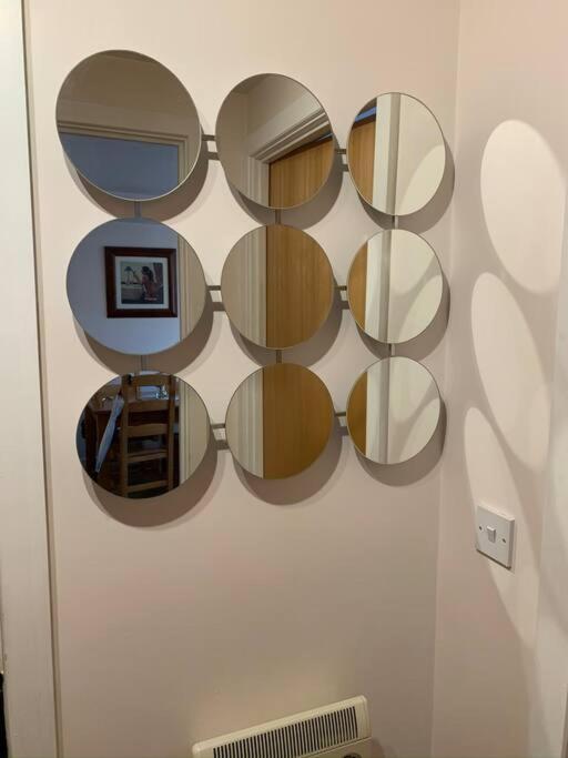 Centrally Located Light Warm & Welcoming *