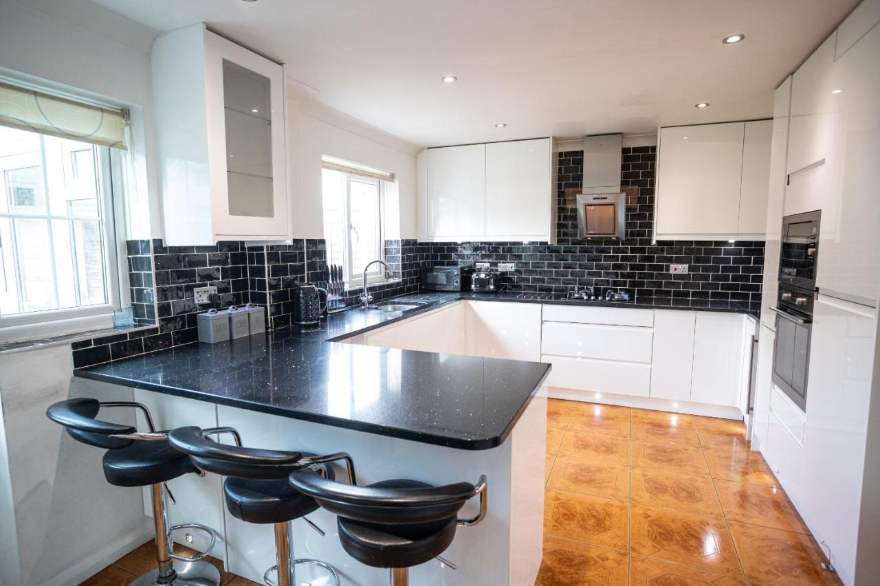 Holiday home October Disc - Long - Contractors