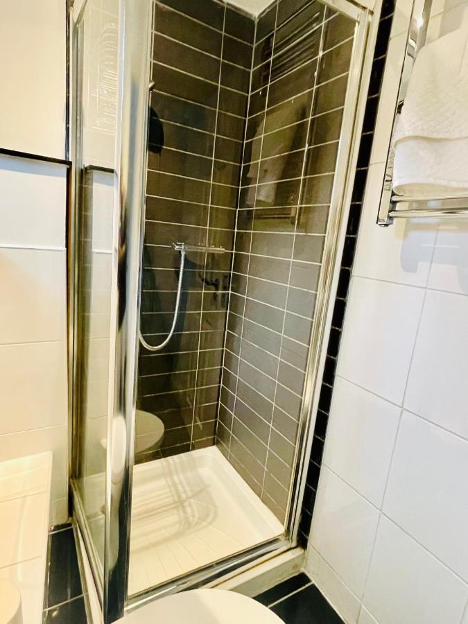 Charming & Serene Bs1 Studio Flat Bristol
