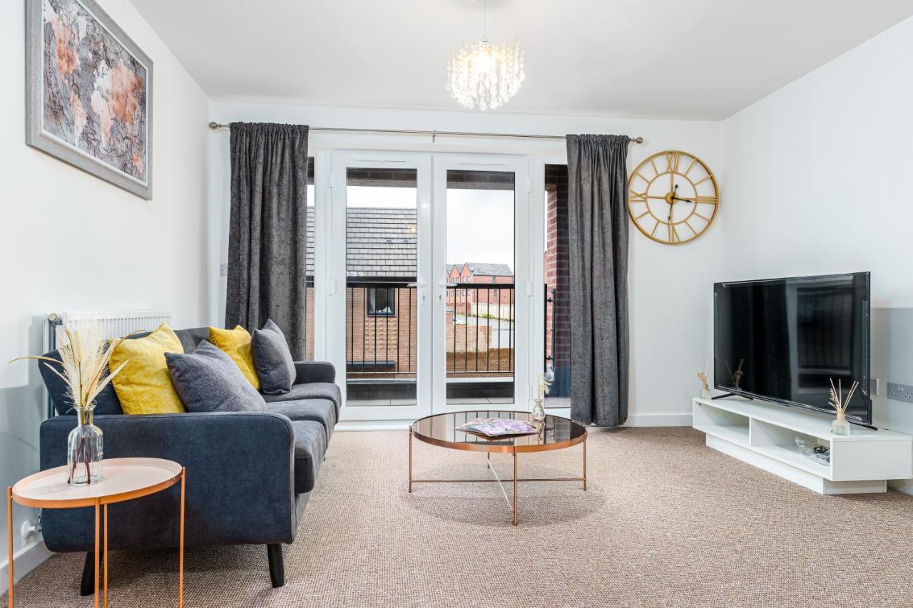 Fortified Luxury With Balcony And Free Parking * Bristol