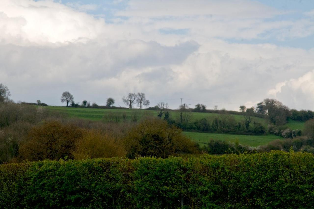 Mystique Barn * Bristol