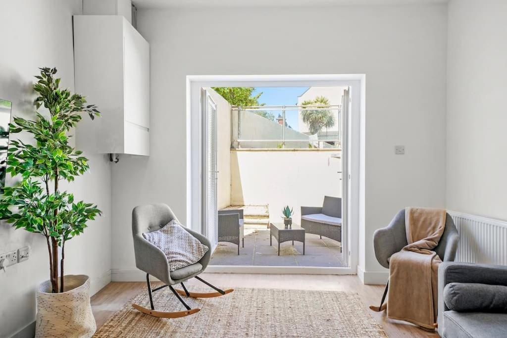 Apartment Exquisite Scandi Gem Of - Sleeps 6 *