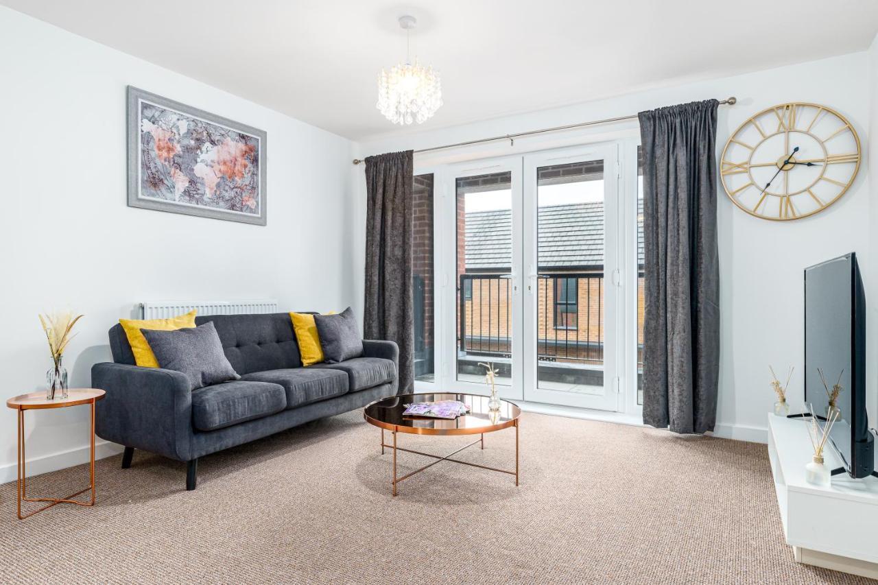 Fortified Luxury With Balcony And Free Parking
