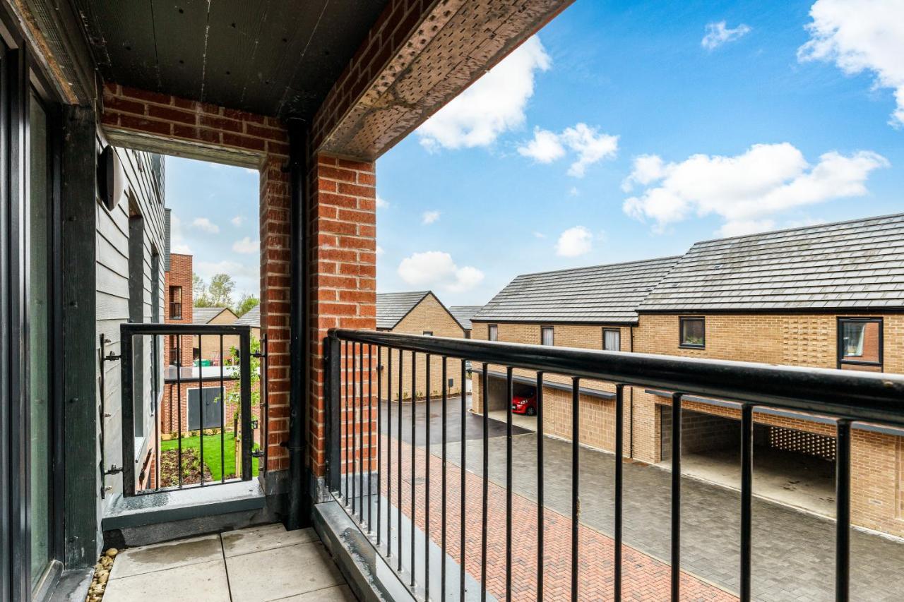 Fortified Luxury With Balcony And Free Parking * Bristol