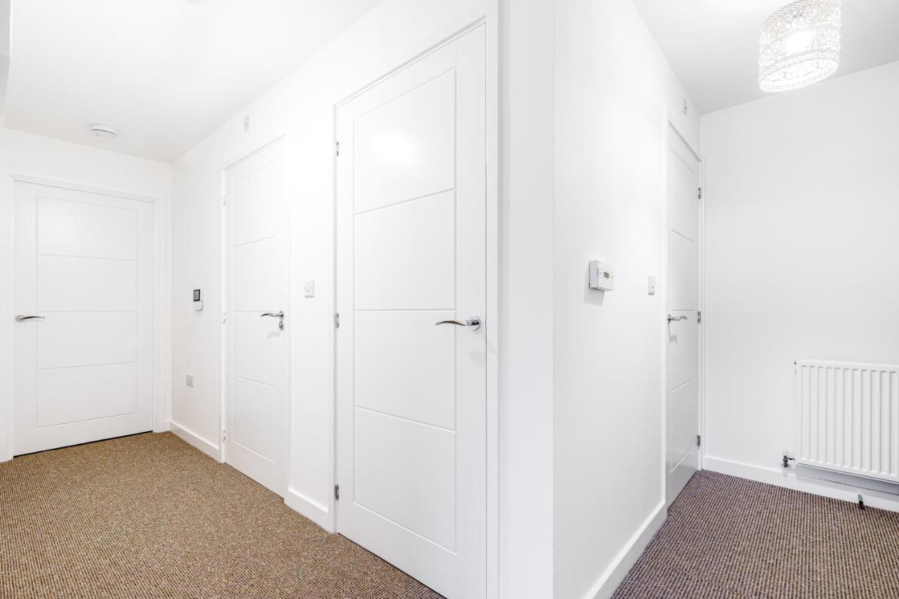 Fortified Luxury With Balcony And Free Parking