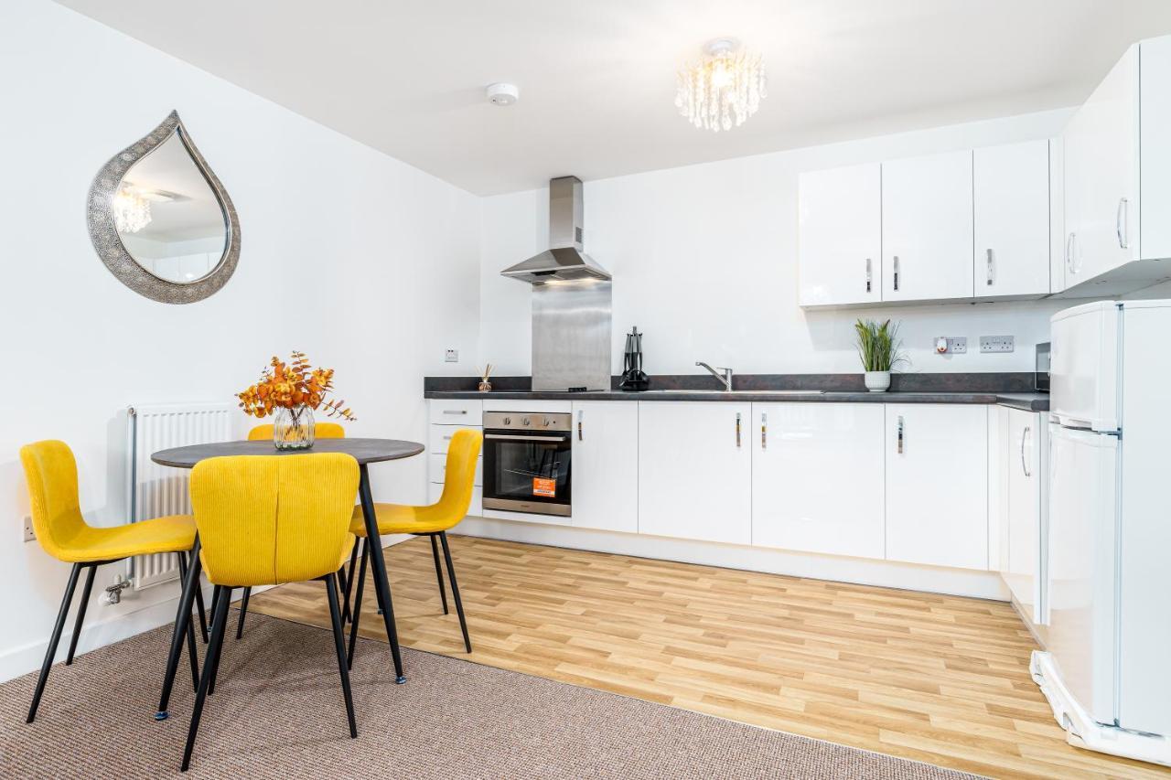 Fortified Luxury With Balcony And Free Parking