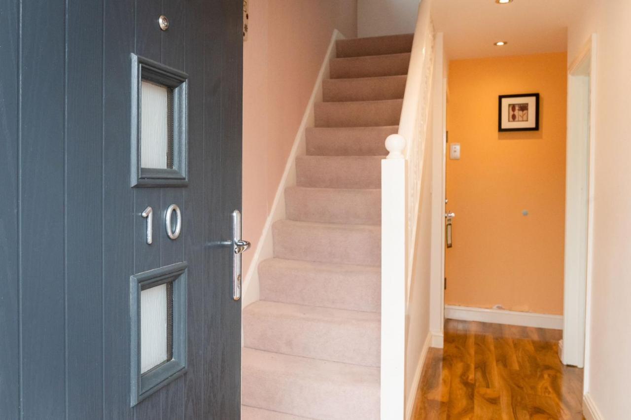Deluxe 4 Bedroom House In Filton Bs34 Oakley Apartment *