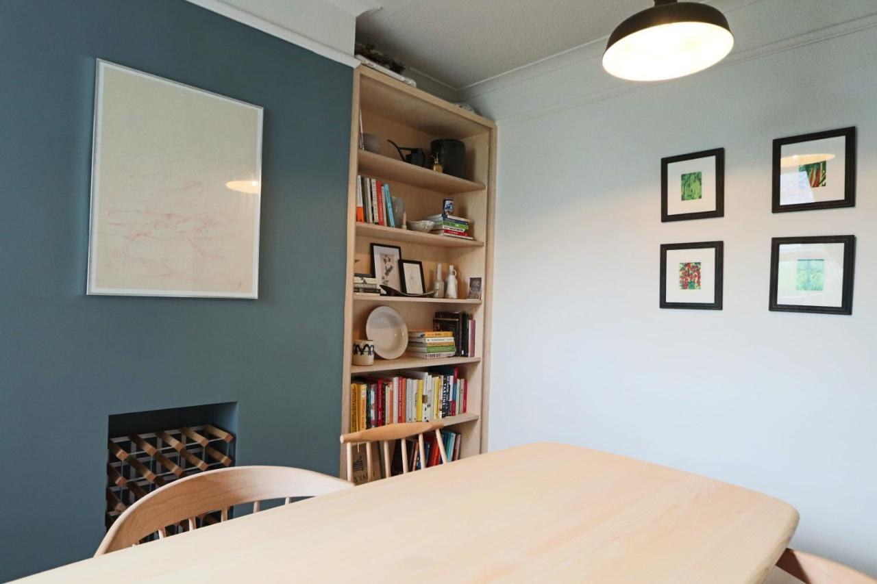 Dunford Road 2 Bedroom House Bristol