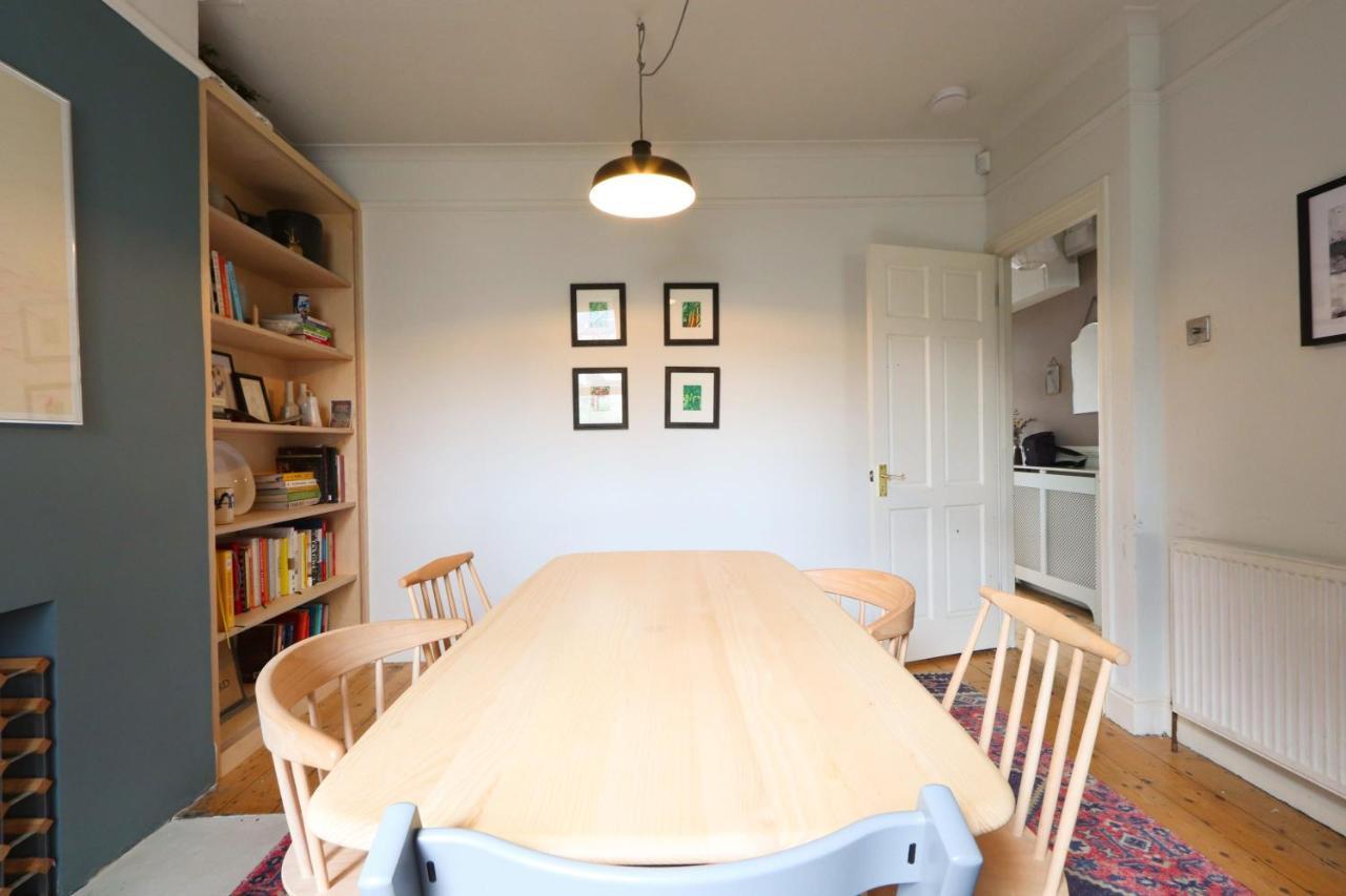 Dunford Road 2 Bedroom House Apartment *