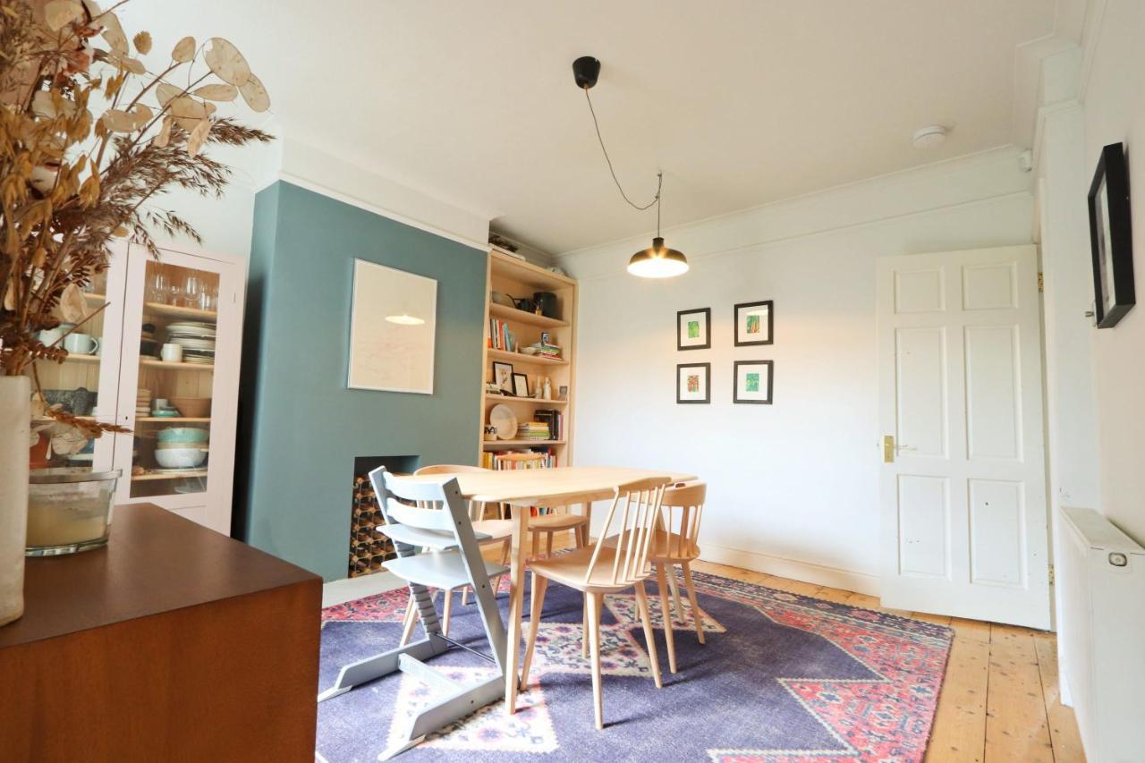 Dunford Road 2 Bedroom House Apartment Bristol