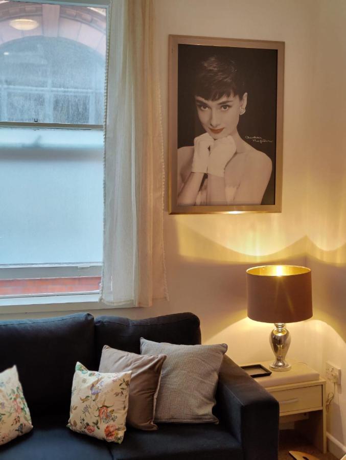 John Street Flat 2 * Bristol