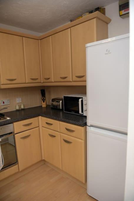 Charming 3 Bed House In Bristol