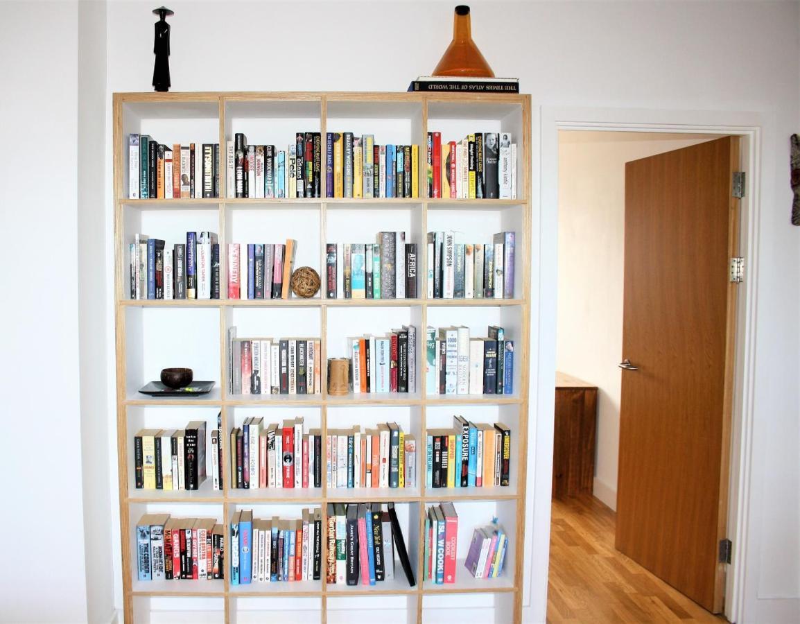 Funky Urban Two Bed Flat In The Heart Of Apartment Bristol