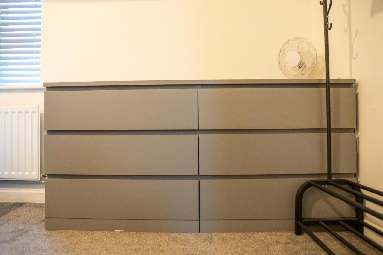 Stunning Two-bedroom At A3ree, Free Parking, Near Cribbs Causeway Mall Bristol