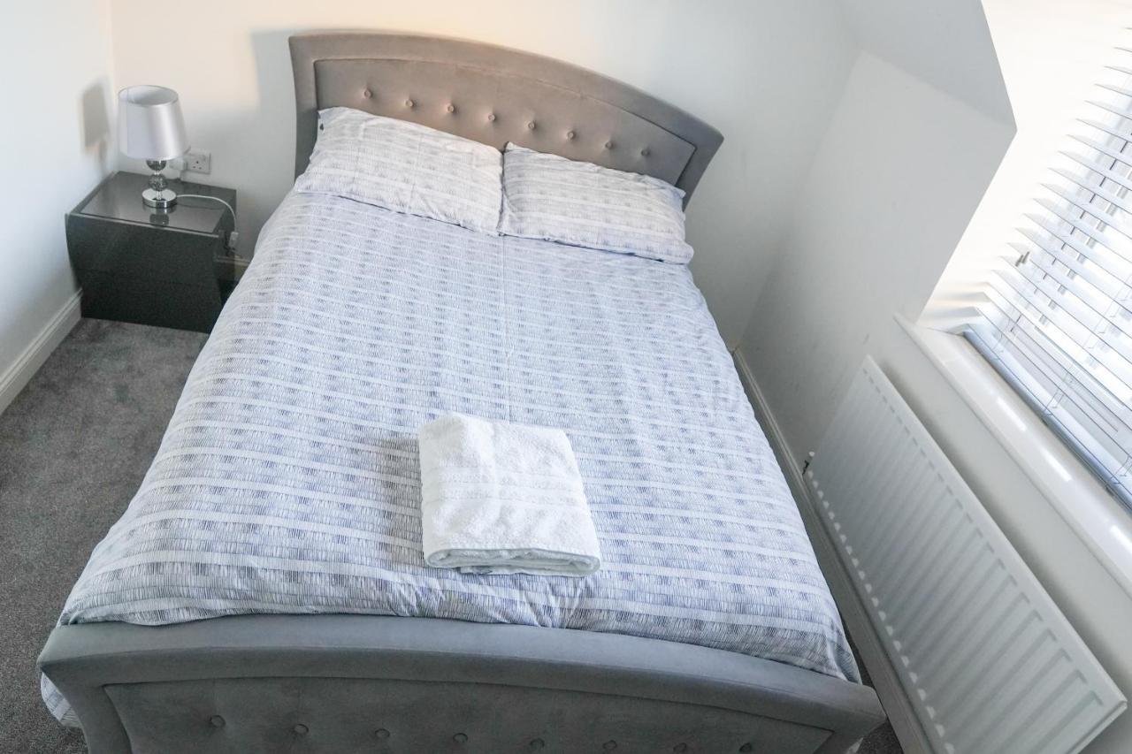 Stunning Two-bedroom At A3ree, Free Parking, Near Cribbs Causeway Mall *