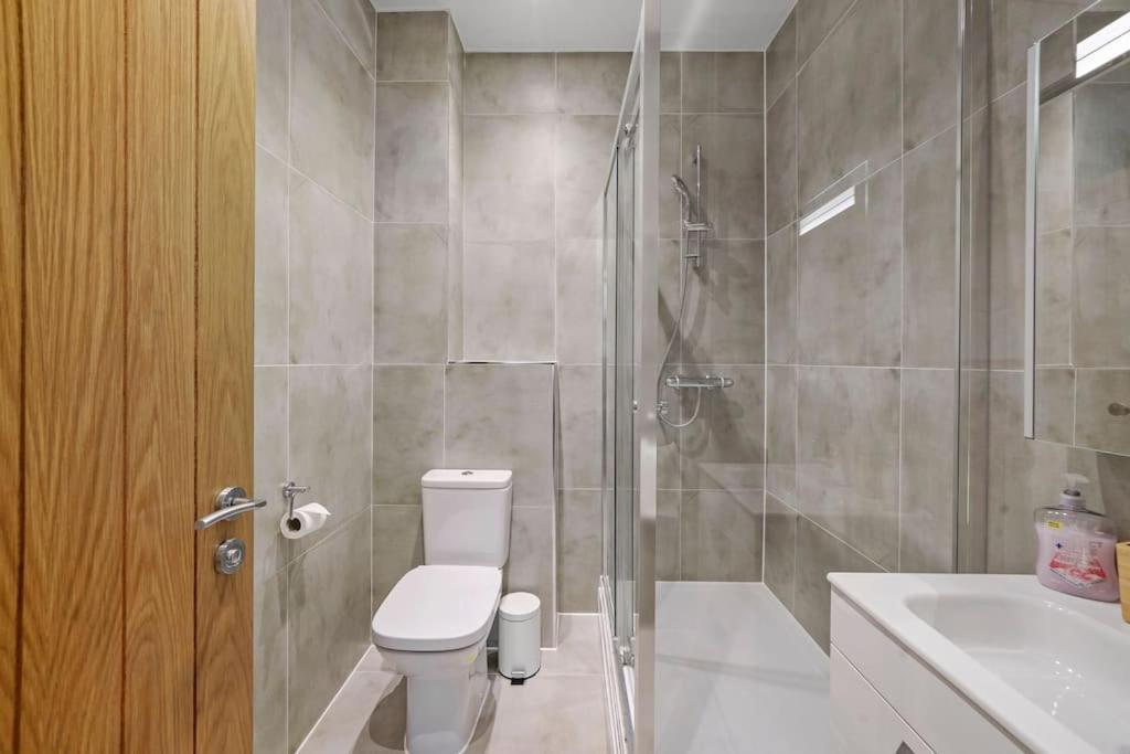 Exquisite Scandi Gem Of - Sleeps 6 Apartment Bristol