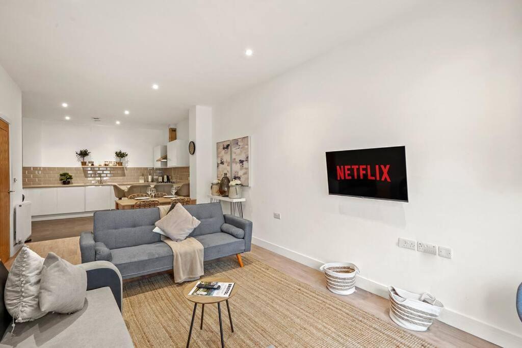 Apartment Exquisite Scandi Gem Of - Sleeps 6 *