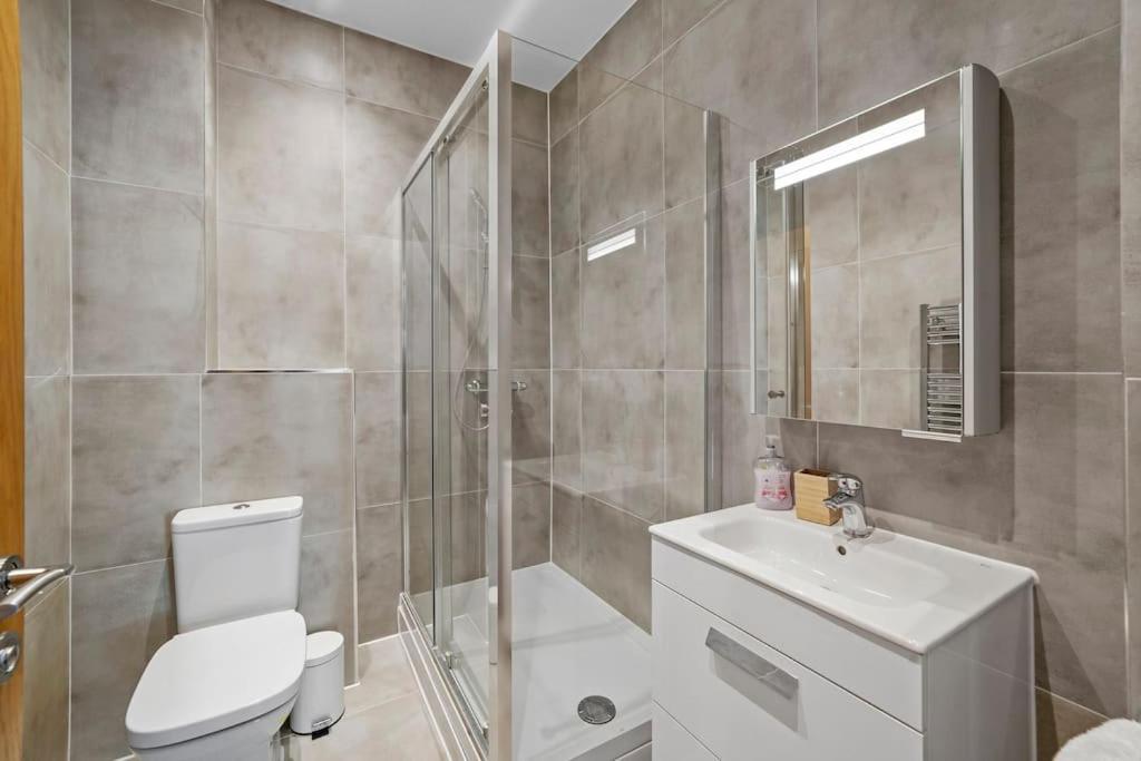 Apartment Exquisite Scandi Gem Of - Sleeps 6 *