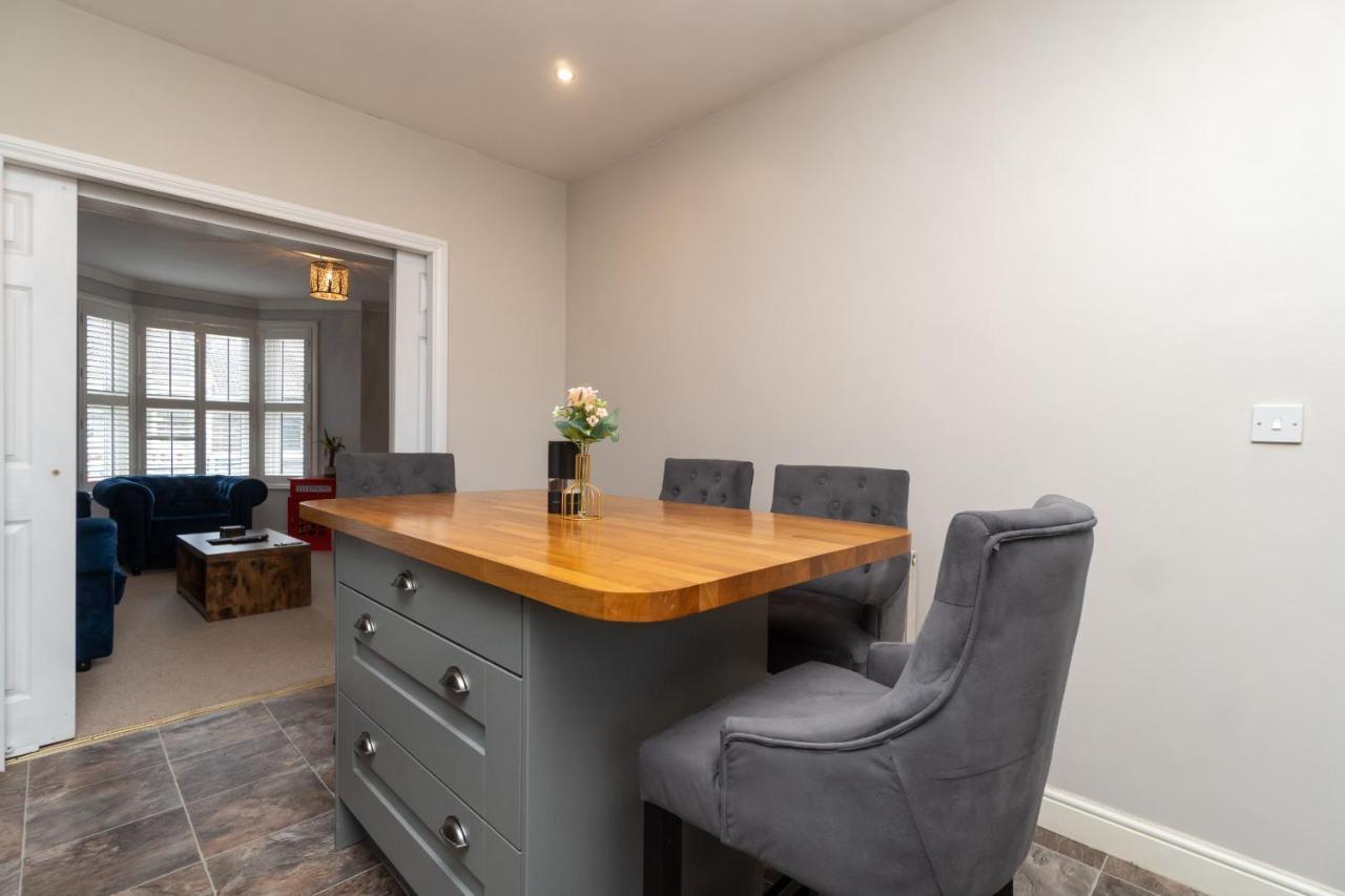 Apartment Modern Maisonette In Vibrant Bristol, Free Parking Bristol
