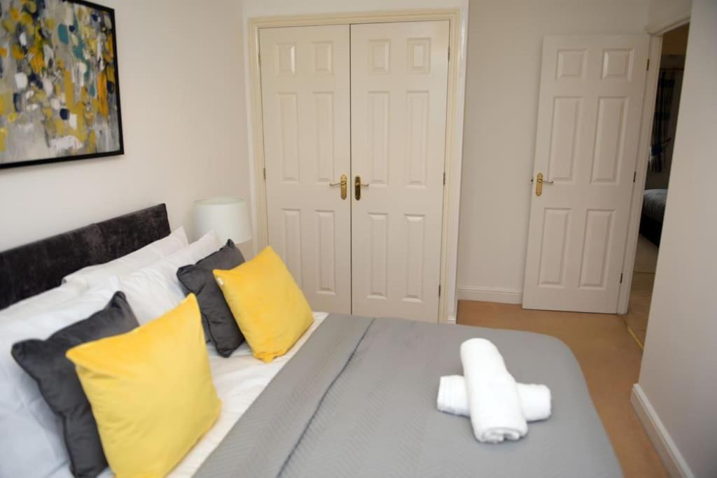 Charming 3 Bed House In Holiday home *