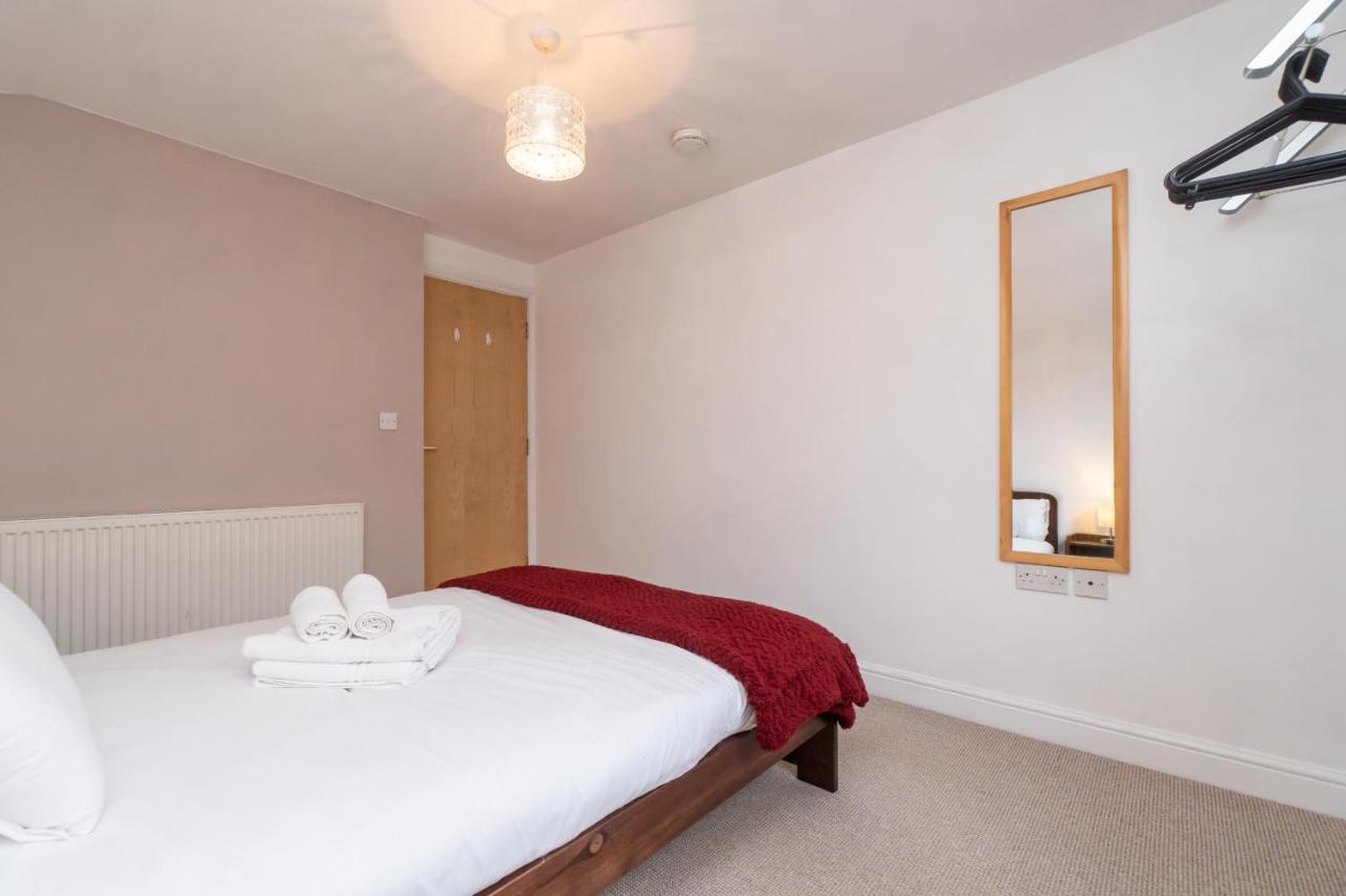 Modern Maisonette In Vibrant Bristol, Free Parking *