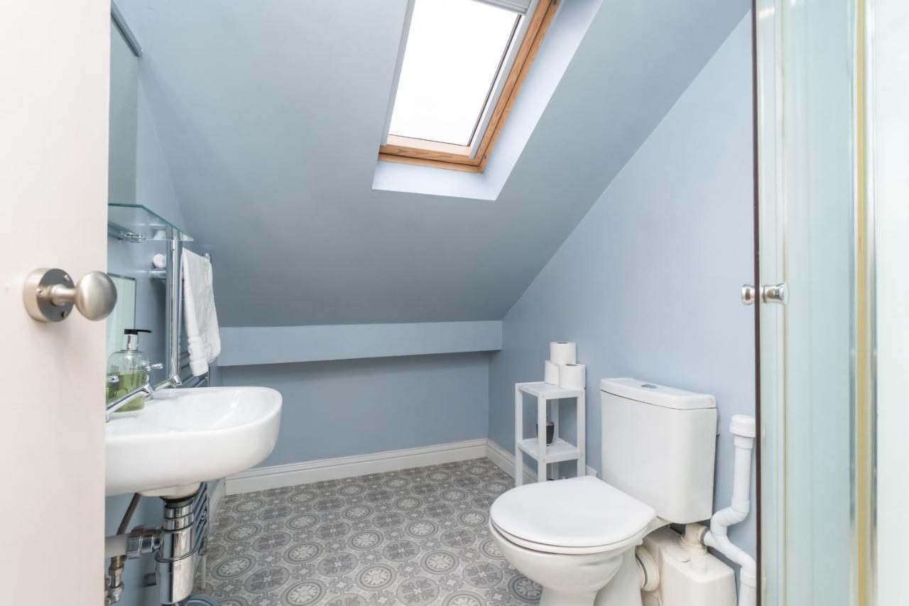 Modern Maisonette In Vibrant Bristol, Free Parking Apartment Bristol