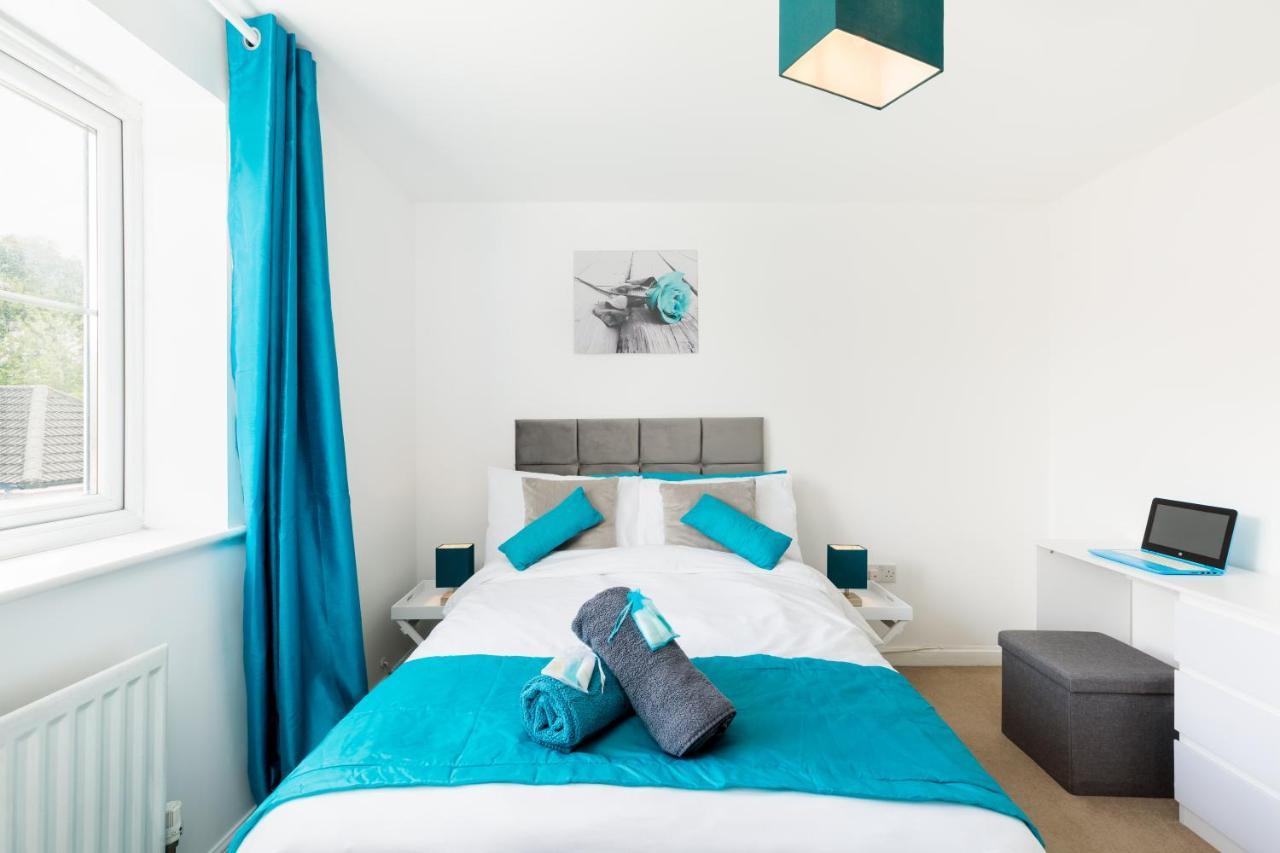 Spacious Group House For Medical Staff, Contractors & Families - Ensuites, Parking & Netflix By Dreamypads Bristol