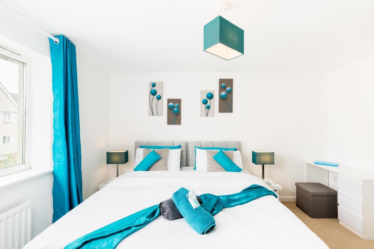 Spacious Group House For Medical Staff, Contractors & Families - Ensuites, Parking & Netflix By Dreamypads Bristol