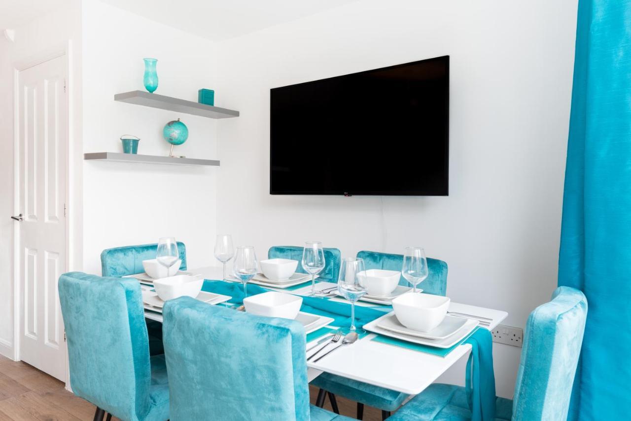 Spacious Group House For Medical Staff, Contractors & Families - Ensuites, Parking & Netflix By Dreamypads Bristol