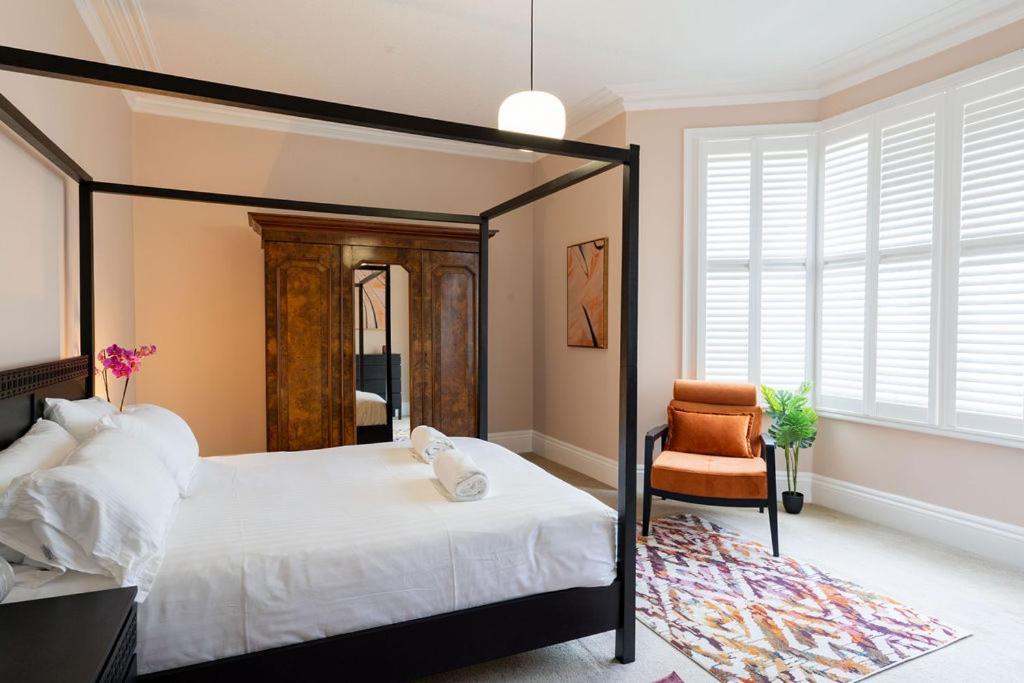 Apartment Mortimer Road Bristol
