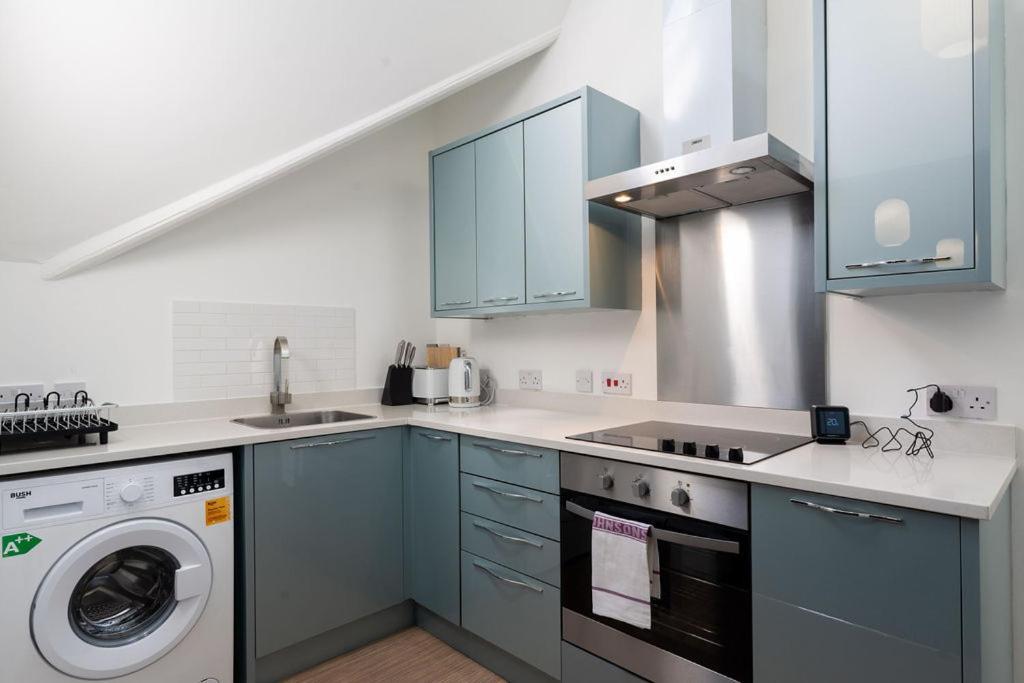 Mortimer Road Apartment Bristol