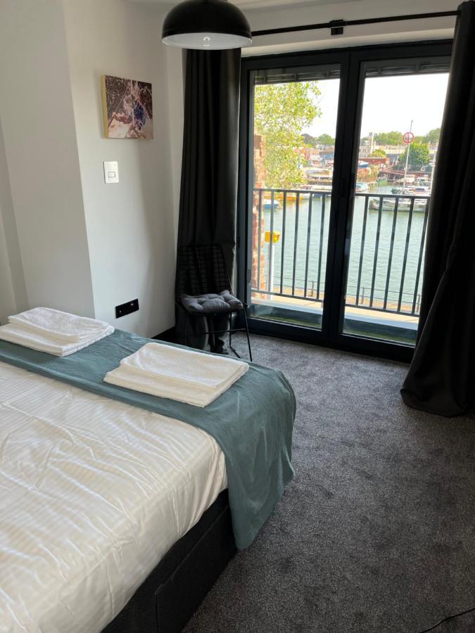 Duplex Harbourside Centre With Free Parking *