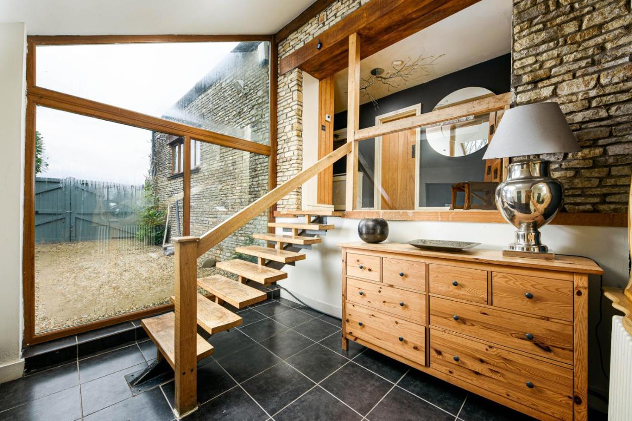 Holiday home The West Barn Near Bath, Sleeps 24 And 2 Hot Tubs Bristol