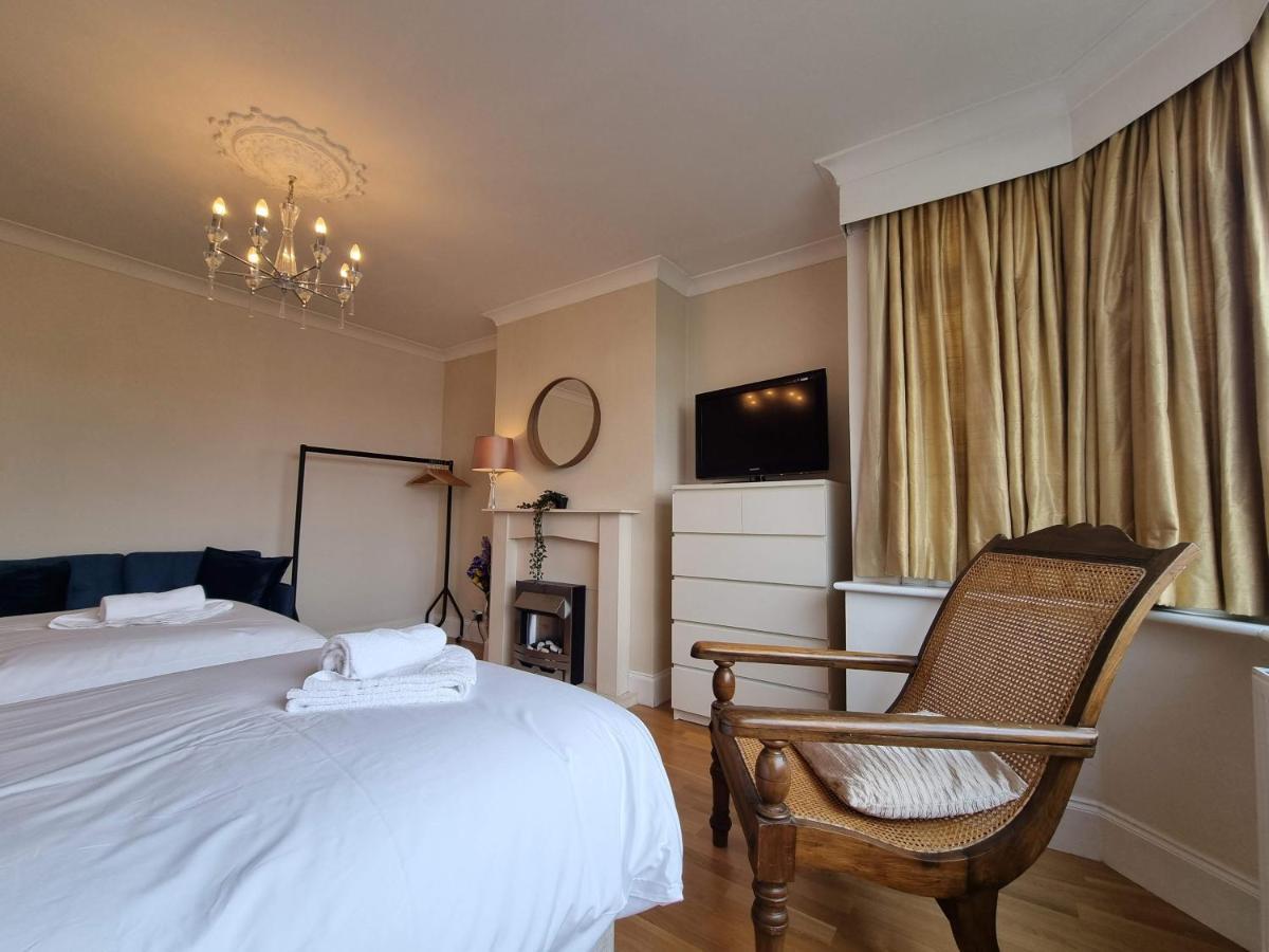 Rossendale By Cliftonvalley Holiday home