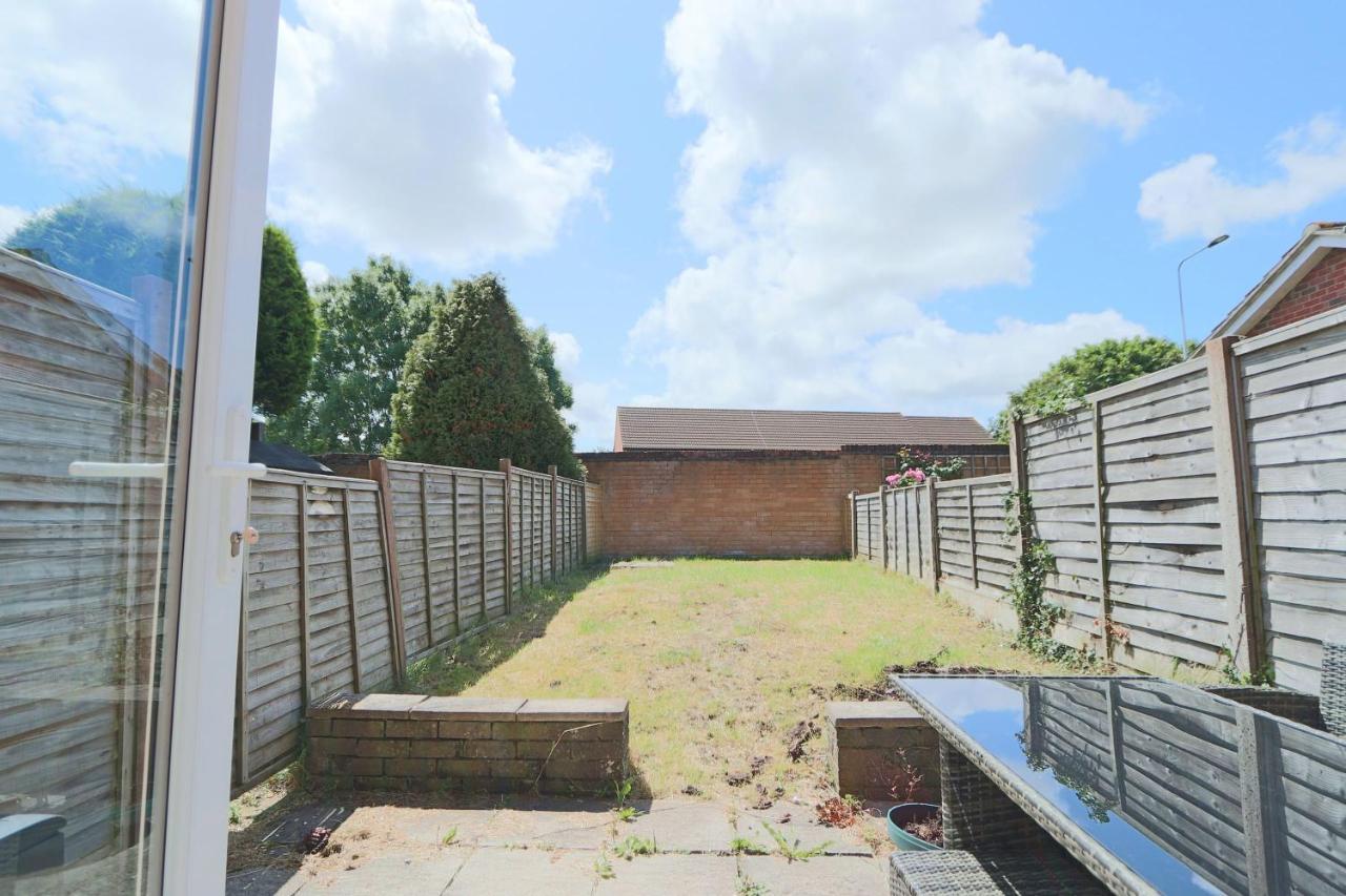 2 Bedroom House In Bradley Stoke- Hopewell Bristol