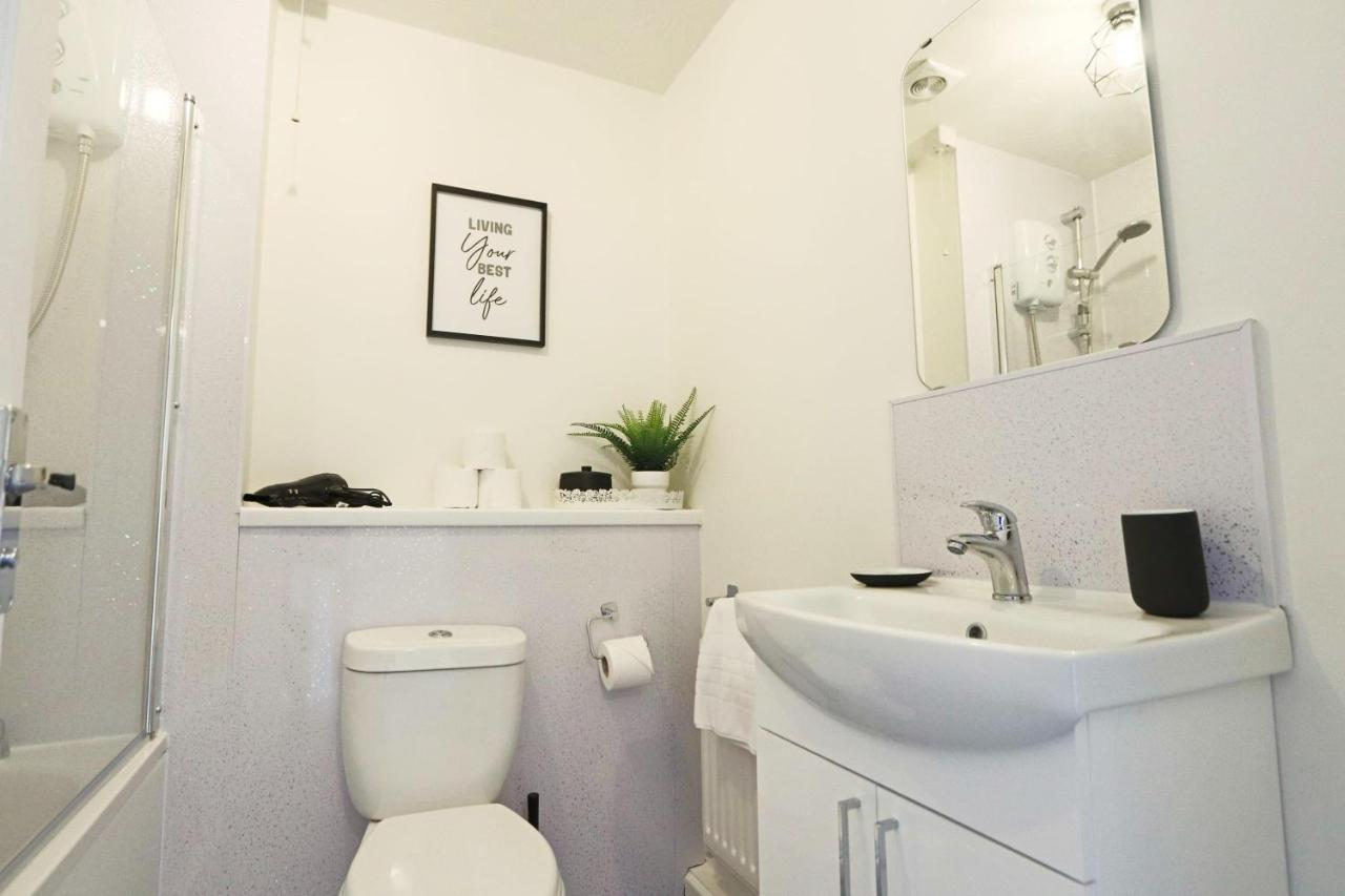 Holiday home 2 Bedroom House In Bradley Stoke- Hopewell