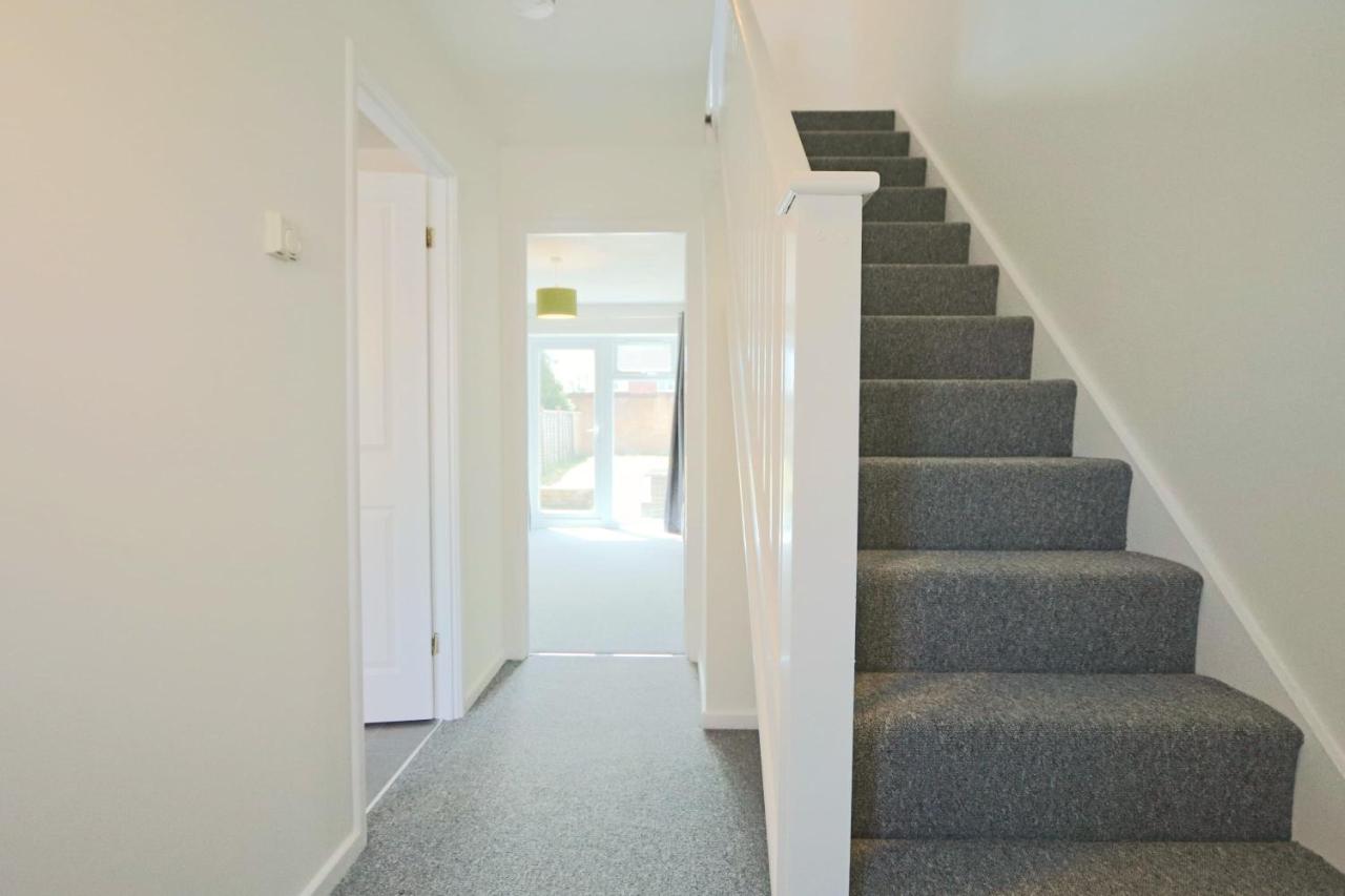 2 Bedroom House In Bradley Stoke- Hopewell Bristol