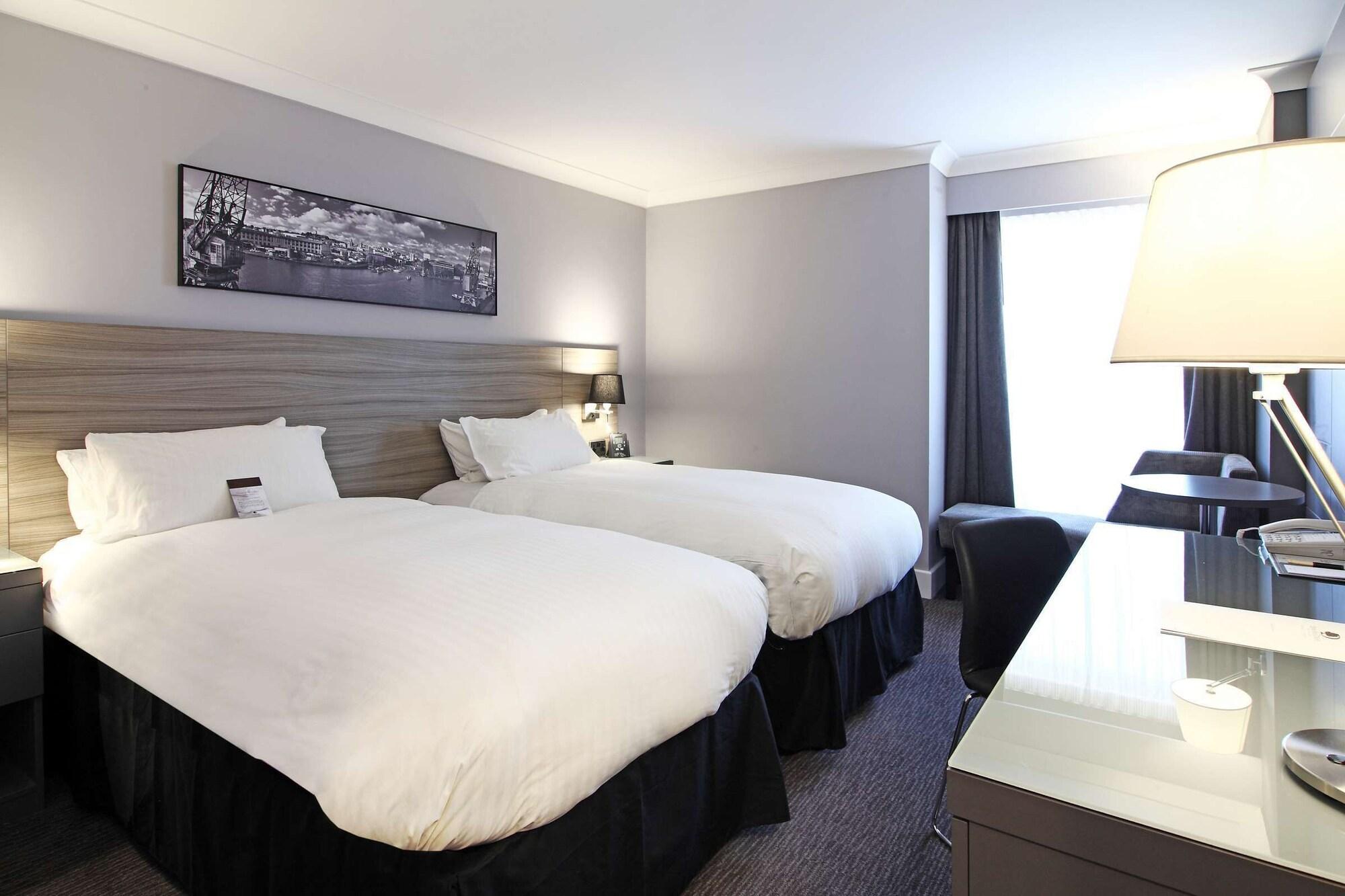Doubletree By Hilton Centre Bristol