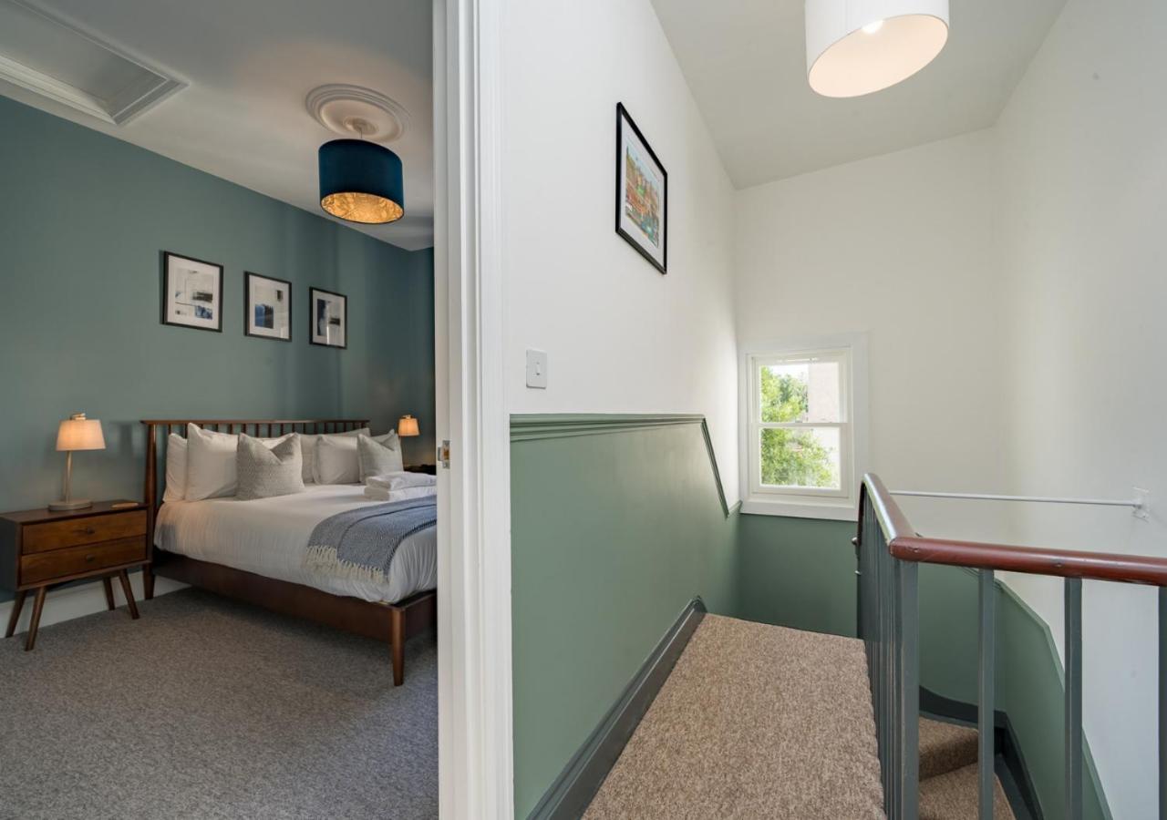 Holiday home Premium Designer 4 Bedroom In Clifton - 3 Bathrooms & Cinema Bristol