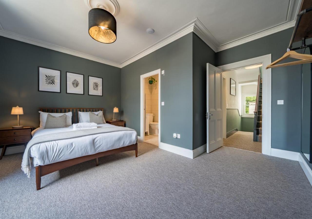 Holiday home Premium Designer 4 Bedroom In Clifton - 3 Bathrooms & Cinema Bristol